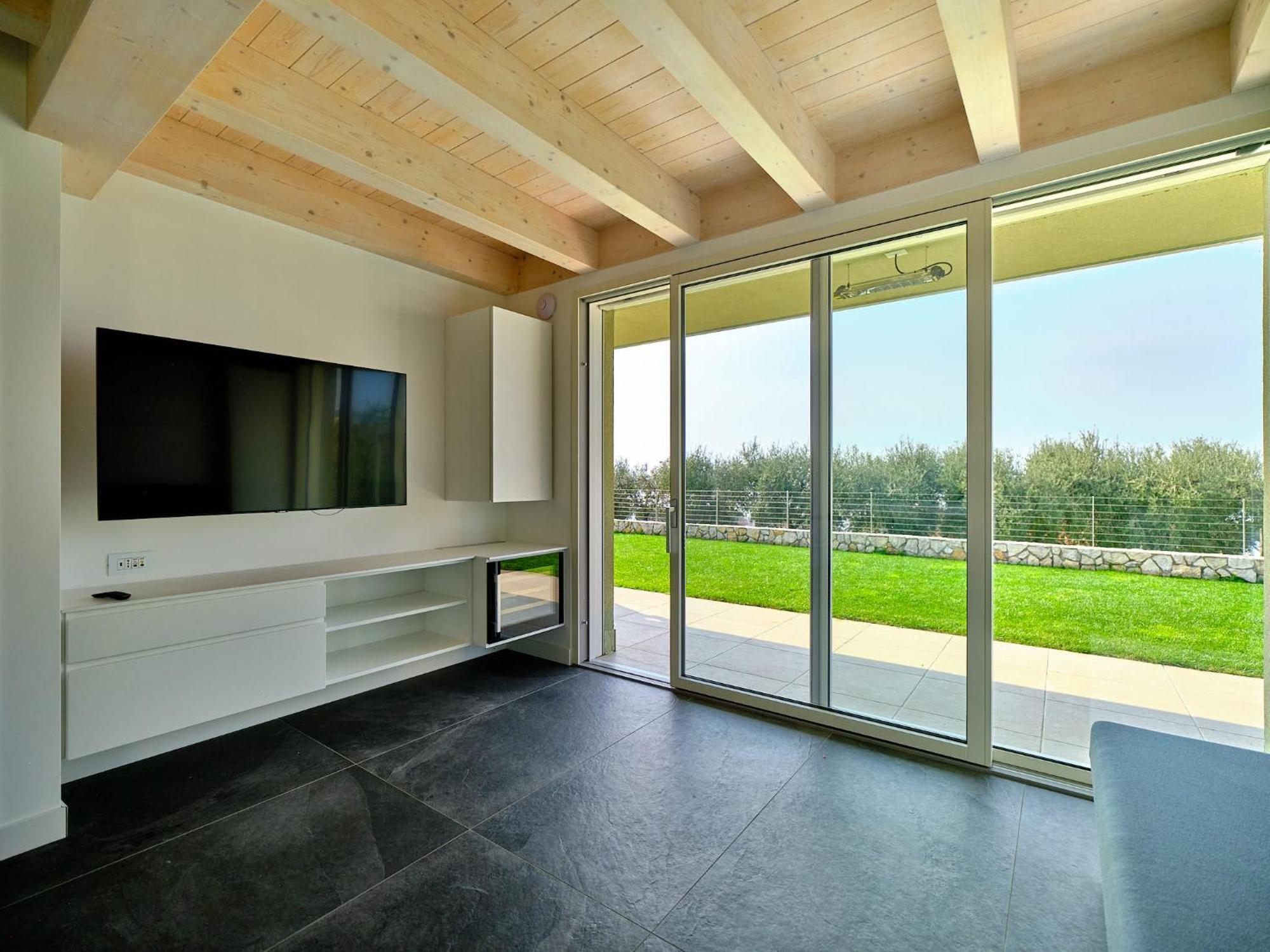 Villa Sunny Lake Suites Бардолино Екстериор снимка