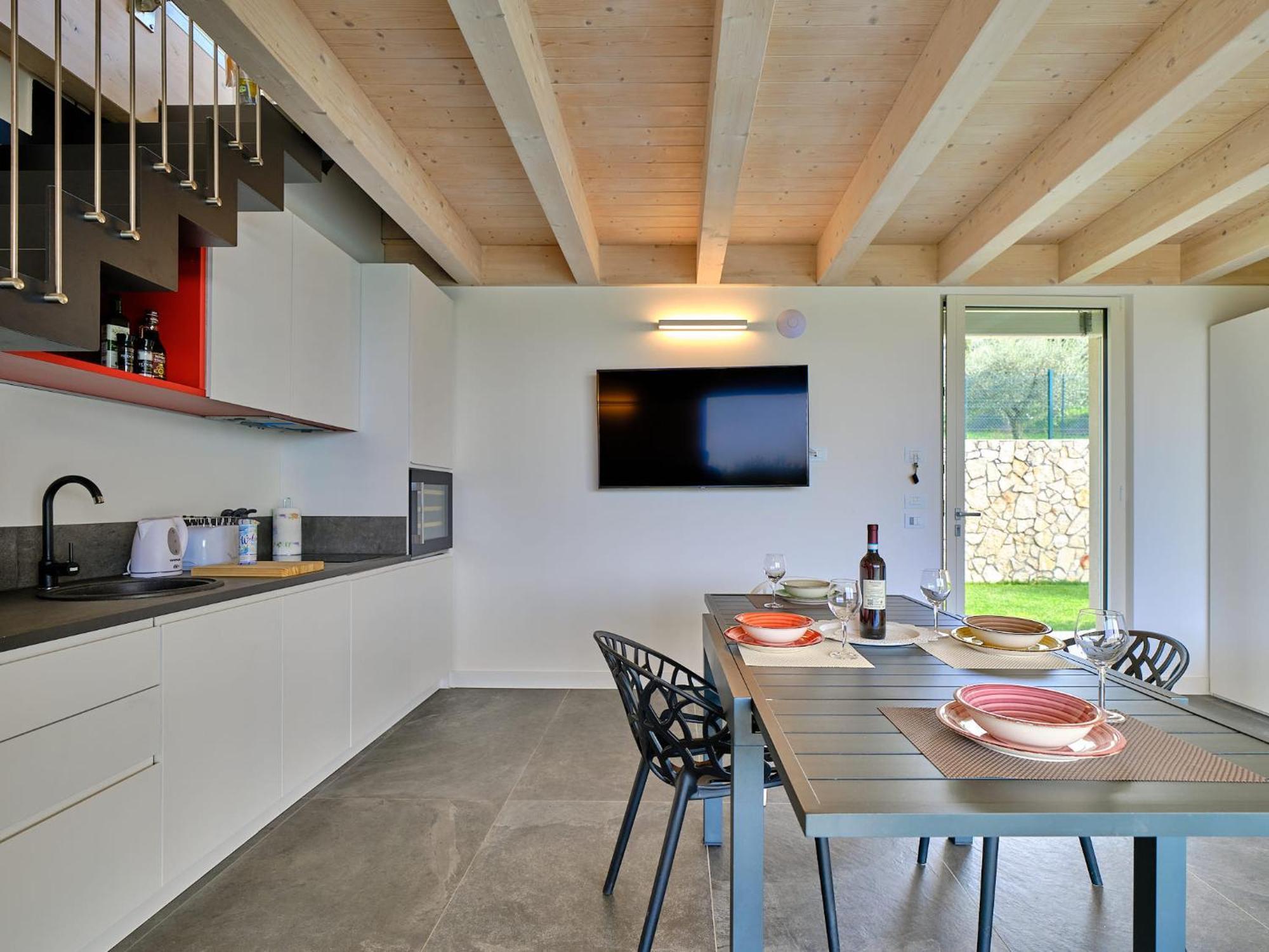 Villa Sunny Lake Suites Бардолино Екстериор снимка